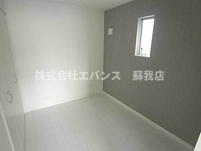 【寝室】 | エス本千葉 | 落ち着いた色調の寝室です