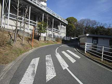 トーカンマンション山根町センターウィングの周辺