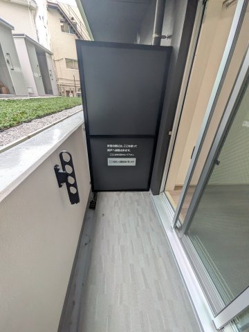 【バルコニー】ソラステージ横浜白楽 