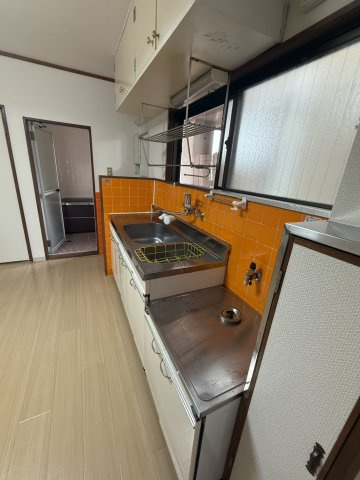 津田ビルのキッチン