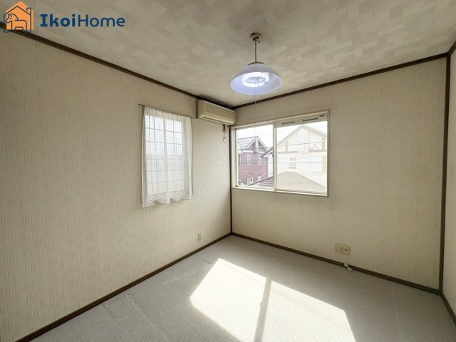 神戸市西区竹の台5丁目　中古戸建の子供部屋|●年中無休：当日予約可●二面採光で明るい2階洋室です。