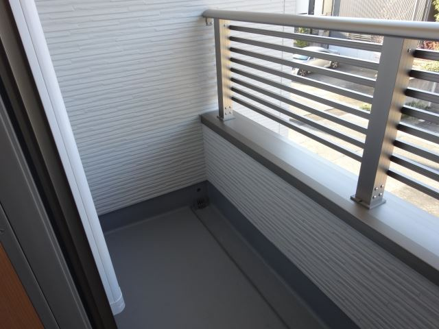 リヴェール荒池のバルコニー