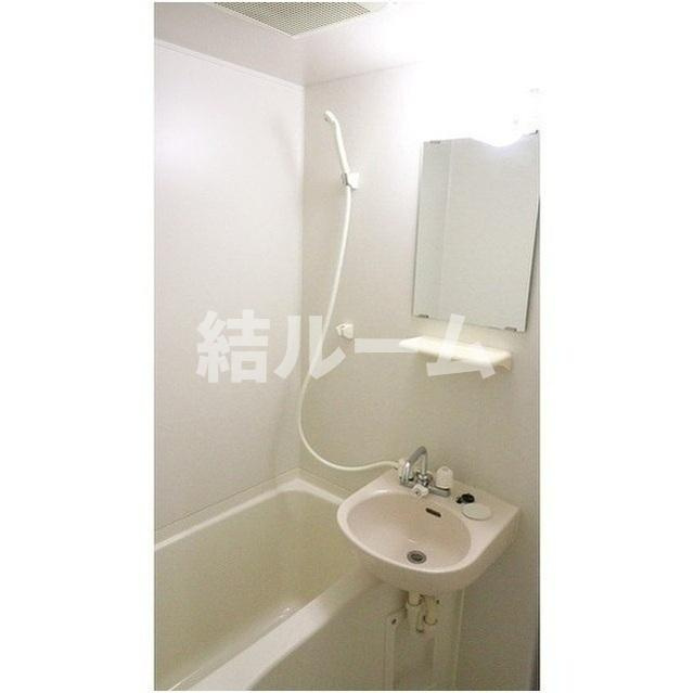 板橋区本町の賃貸マンションの浴室