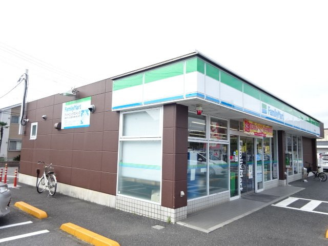 リーブル・プラッツＢの周辺|ファミリーマートまで350m