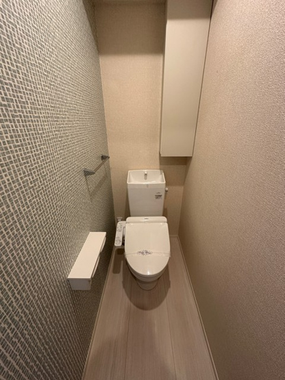 【トイレ】 | 【新築】フォレ　アベニール | ※参考写真※トイレは温水洗浄便座付き♪人気のバストイレ別です♪トイレが独立していると使いやすいですよね☆
