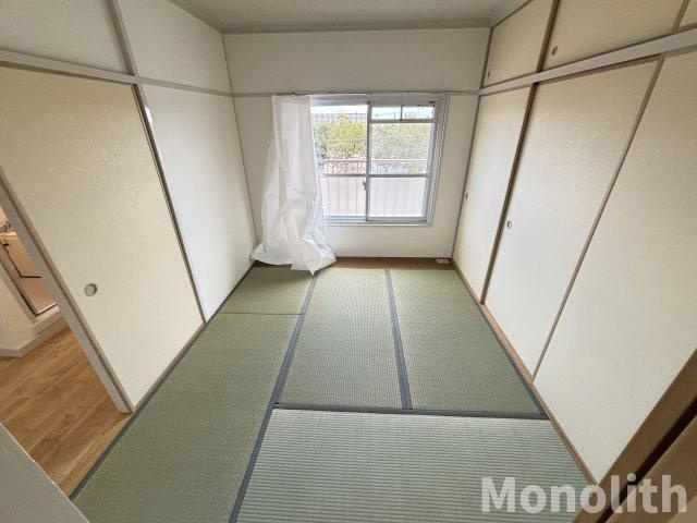 鶴山台19号棟の和室