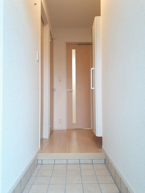 青波・Ｋ１００　　刈谷市近郊の賃貸はクラスホームの玄関