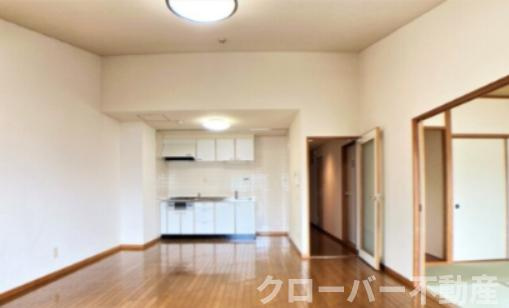 カーサ大和 錦町の居間・リビング|居室・リビング