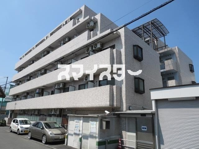 共立リライアンス四谷Ⅴ　A棟の外観