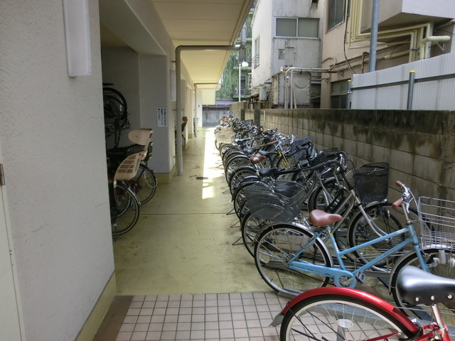 スカイフォーラム小岩のその他共用部分|敷地内駐輪場有ります。
