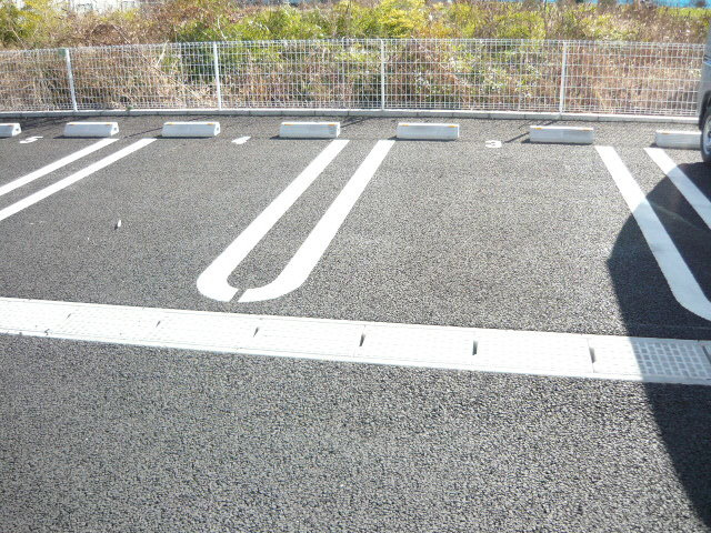 アルコイーリスの駐車場|駐車場