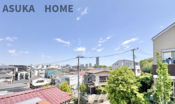 西区霞ヶ丘　中古戸建の展望|バルコニーの眺望は抜け感たっぷりの景色！風も良く抜けるので天気が良い日は洗濯物の干しがいがあります。