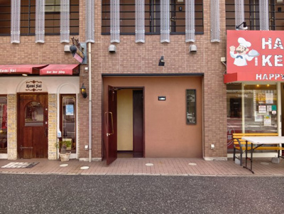 【外観】 | ｸﾗｰﾚ幕張　店舗
