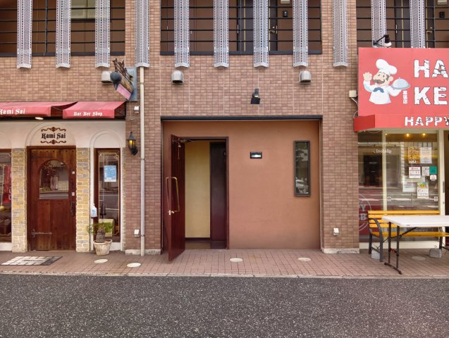 【外観】 | ｸﾗｰﾚ幕張　店舗
