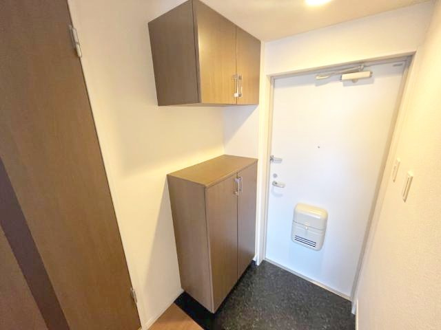 熊本市中央区出水４丁目のアパートの玄関|玄関