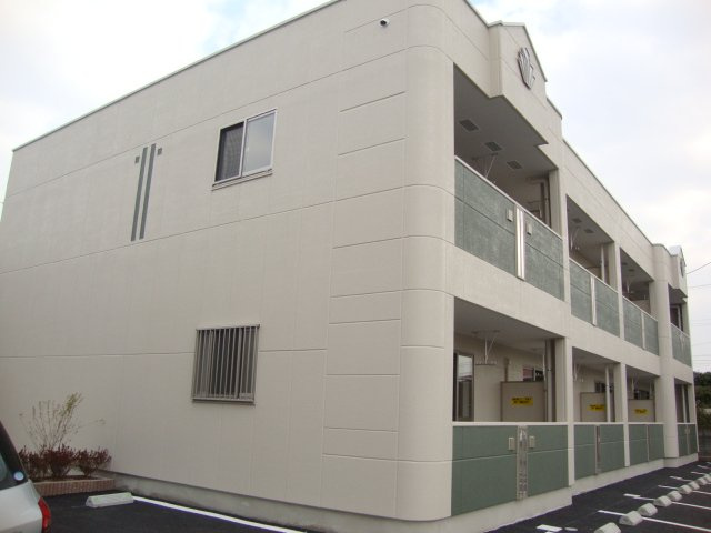 熊本市中央区出水４丁目のアパートの外観|外観写真（昼）