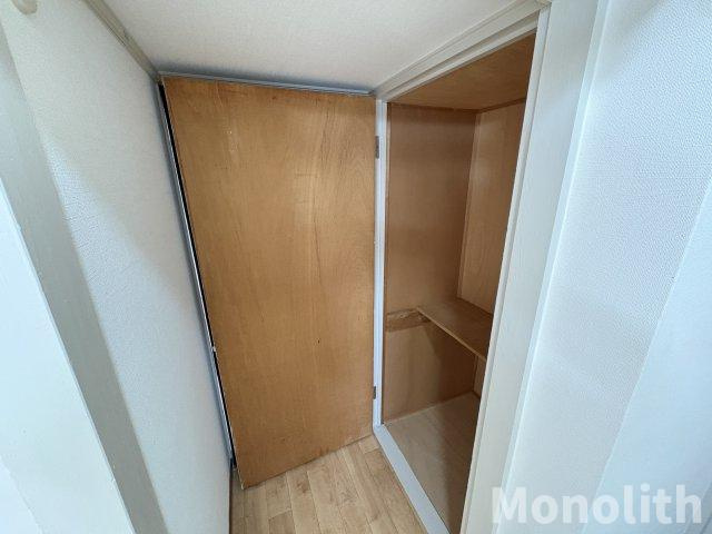 鶴山台22号棟の収納