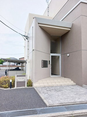 【エントランス】 | ライルヴィラ