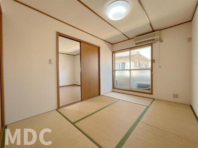 アンフィニ・ヨシモトの寝室