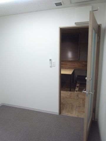 吹田市内本町２丁目の店舗事務所
