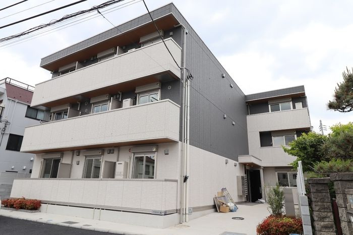 ラリュール上板橋の外観
