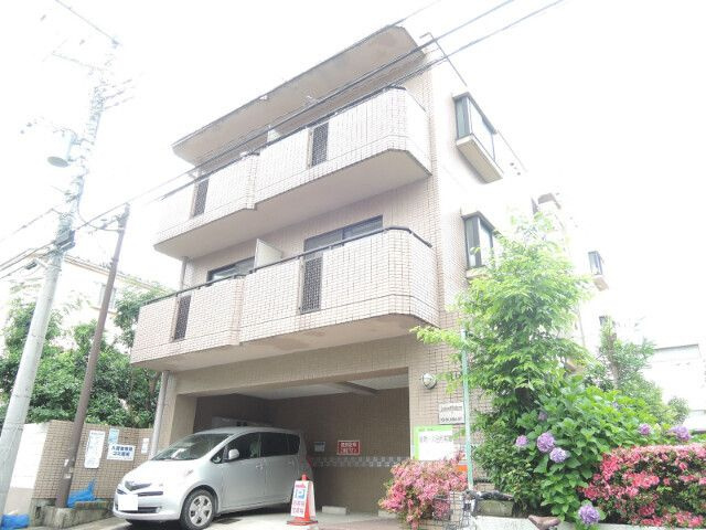 ジュネパレス市川第47の外観