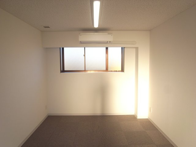 吹田市内本町２丁目の店舗事務所