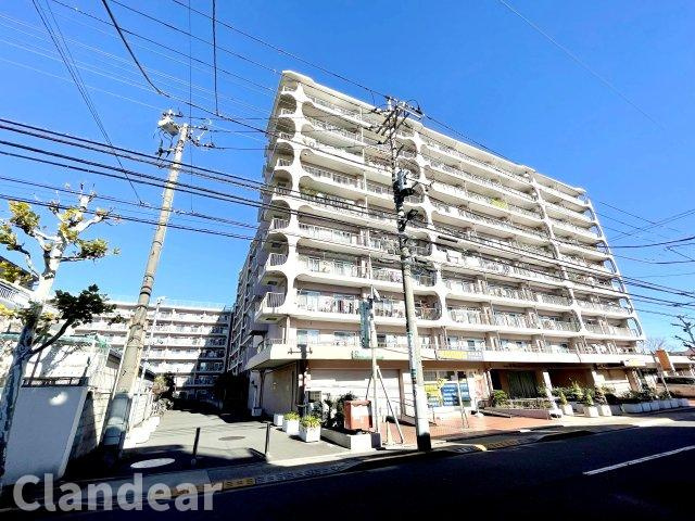 日商岩井綾瀬マンションの外観|ドキドキの新生活も、安心してスタート。ぴったりの住まいを見つけませんか？クランディアが一緒に住まい選びをサポートします‼　まずは、お気軽にお問合せください　＃クランディア