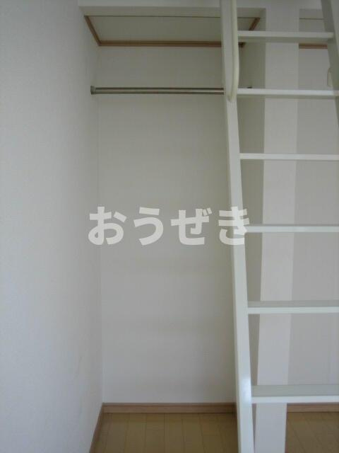 ルシエル横浜南の収納|収納スペースがあります。