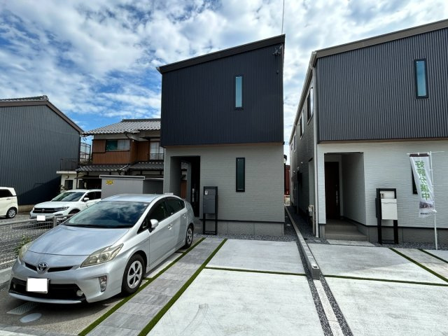 岐阜市加納南陽町分譲B棟