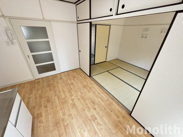 鶴山台24号棟の内装