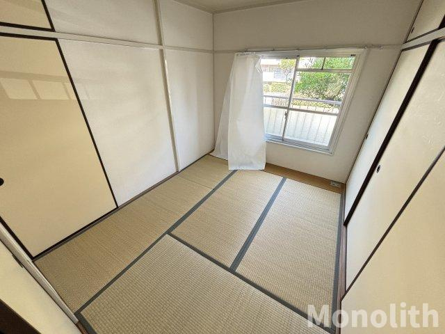 鶴山台24号棟の和室