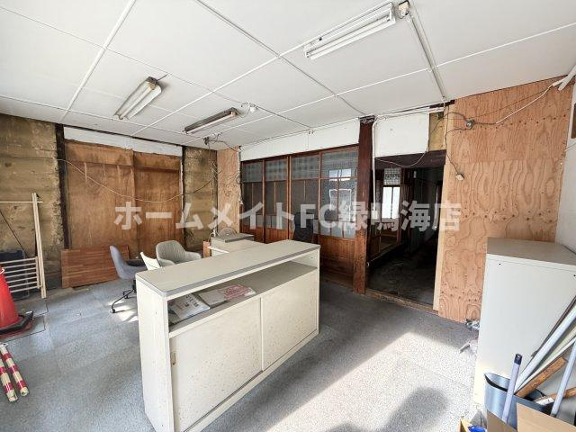桜山町１丁目店舗の内装