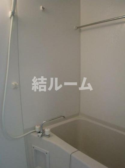 豊島区池袋本町２丁目のアパートの浴室