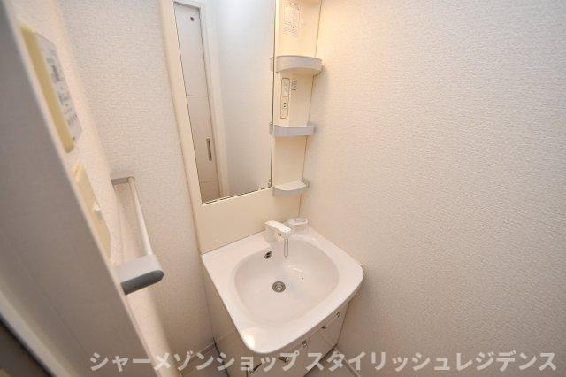 Ｓ－ＦＯＲＴ小倉の洗面所