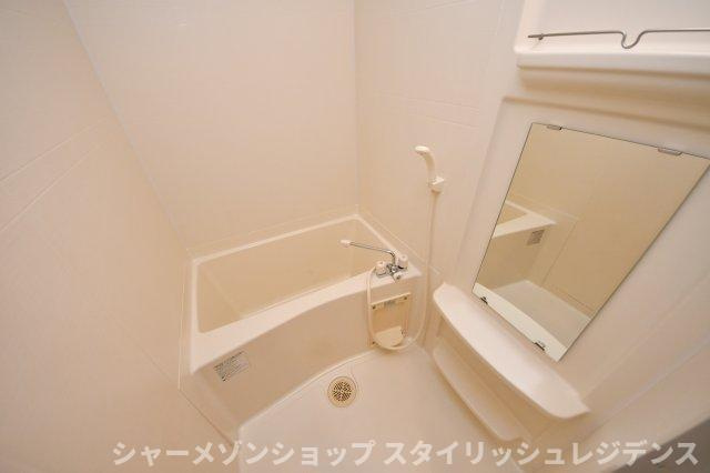 Ｓ－ＦＯＲＴ小倉の居間・リビング