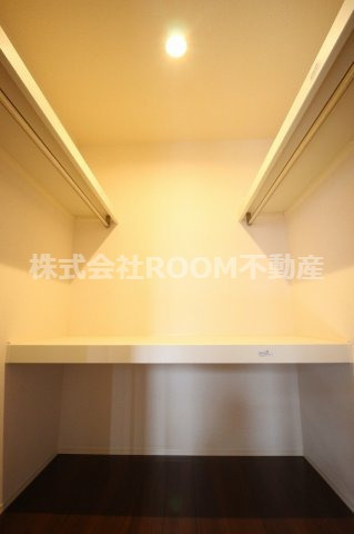 シェリアの収納|大きなものも収納できそうです