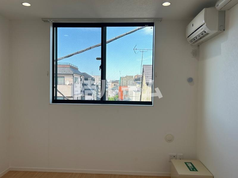 板橋区赤塚３丁目のアパートの居間・リビング