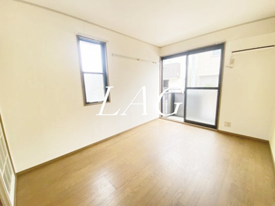【居間・リビング】 | グリーンハイム平田 | 洋室のお部屋です。