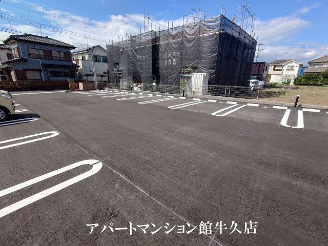 D-Invest田宮の駐車場