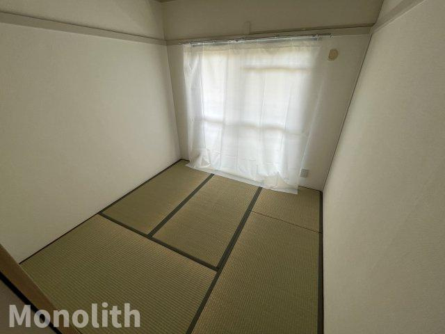 鶴山台7号棟の和室