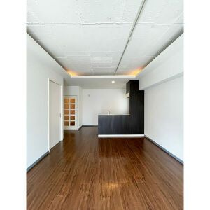 FOX Bldg.の内装