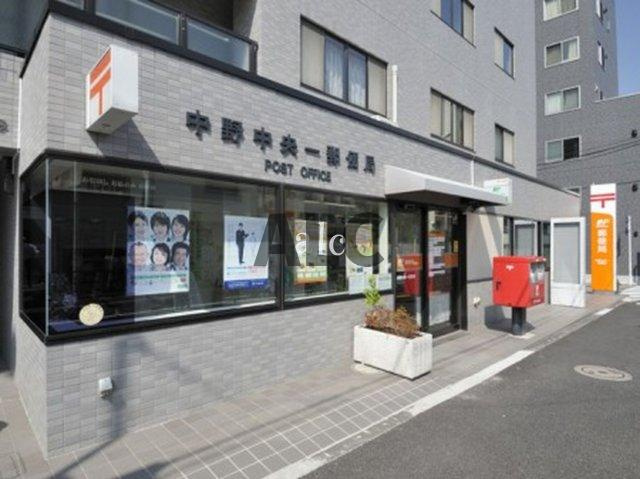 スカイコート新宿第7の周辺