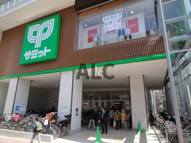 スカイコート新宿第7の周辺