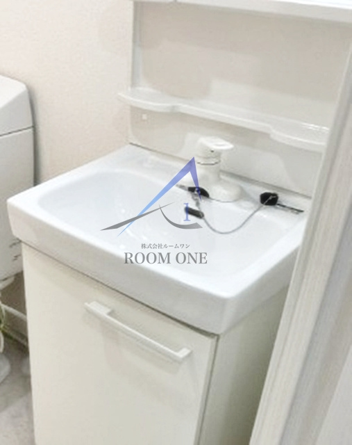 ＡＭＦＣ　ＲＥＳＩＤＥＮＣＥ　ＳＨＩＭＯ－ＯＣＨＩＡＩの洗面所|洗面台です。
