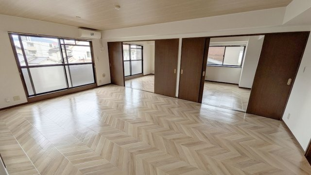 キャッスル西村の浴室