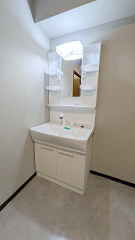 キャッスル西村の洗面所