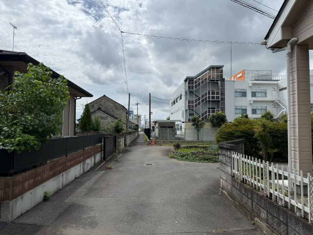 宇都宮市宮の内２丁目　土地の前面道路含む現地写真