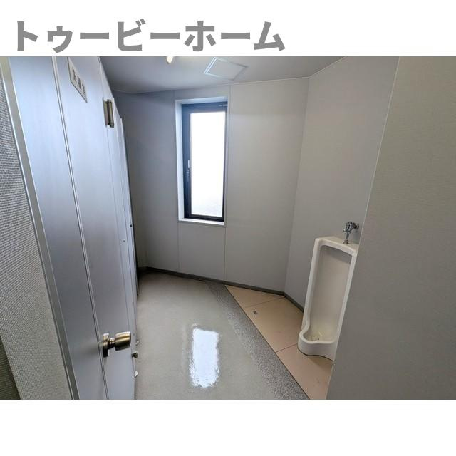 飯栄商事ビルのトイレ|落ち着いたトイレです