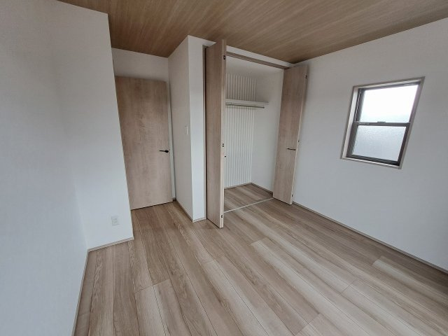 今津山中町戸建の内装